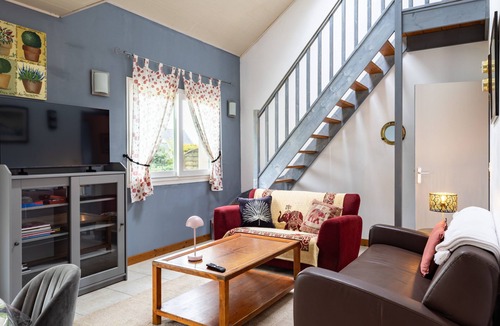 Pleumeur-Bodou House | Holiday Home 'War Ar Maez' with Private Terrace, Garden, and Wi-Fi