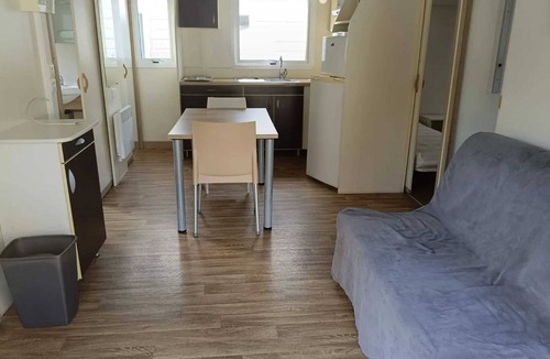 Saint-Hilaire-de-Riez Ski Chalet | Homerez - Chalet Saint-Hilaire-de-Riez
