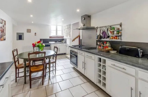 Assay House | Homerez - House in Assay