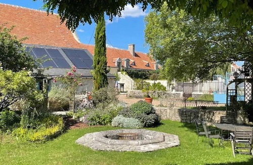 Brehemont House | Homerez - House in Bréhémont