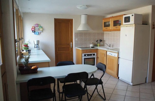 Denee House | Homerez - House in Denée