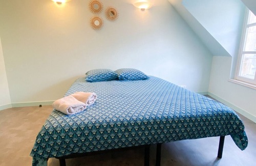 Cherbourg-en-Cotentin Apartment | Homerez - Studio in Cherbourg