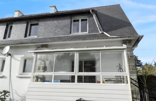 Pleherel-Plage-Vieux-Bourg Apartment | Homerez - Spacious Apartment in Fréhel with Enclosed Garden