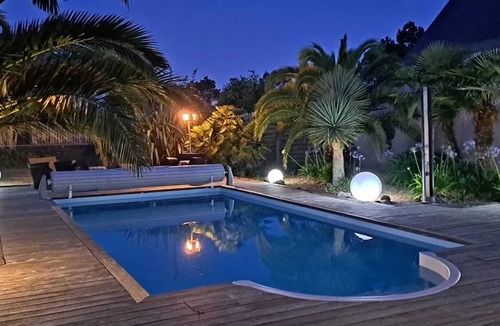 Bretteville-sur-Ay Villa | Homerez - Villa in Bretteville-sur-Ay