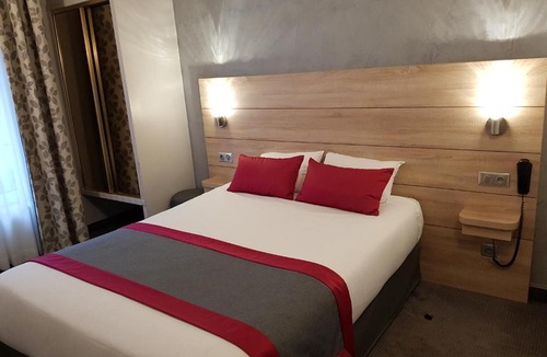 Quartier de la Plaine-de-Monceaux Hotel | Hotel Champerret Elysees