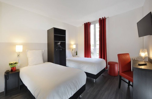Puteaux Hotel | Hotel Douglas