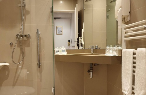 Chaillot Hotel | Hotel Floride Etoile