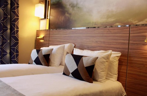 Saint-Vincent-de-Paul Hotel | Hotel Le Rocroy