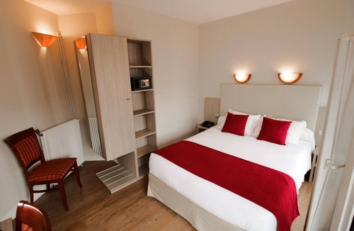 Porte-Saint-Martin Hotel | Hotel Little
