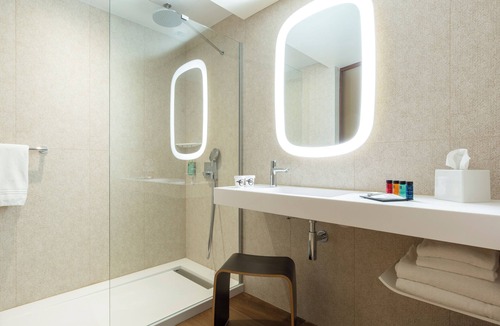 Saint-Lambert Hotel | Hotel Oceania Paris Porte de Versailles
