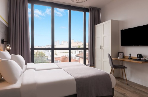Charonne Hotel | Hotel Terre Neuve