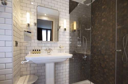 Saint-Vincent-de-Paul Hotel | Hotel Whistler