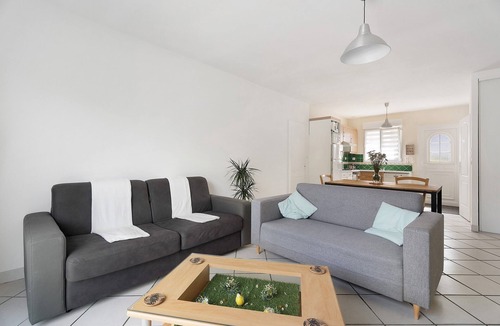 Saint-Meloir-des-Ondes House | House 10 Minutes from Saint Malo