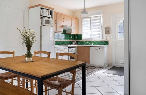 Saint-Meloir-des-Ondes House | House 10 Minutes from Saint Malo