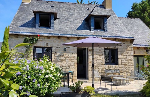 Saint-Jacques House | House 5 rooms 8 people with garden 800 m from the beach