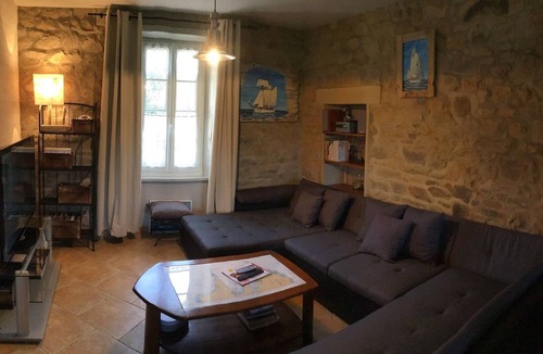 Crozon House | House feet in the water