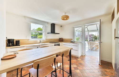 Le Croisic House | House for 11 people, large garden, 5 minutes from the port. Quiet. pets welcome