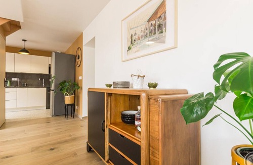 Saint-Hilaire-du-Harcouet Cottage | House with pets & parking - 6 guests