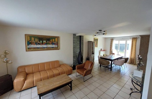 Villepreux House | House near Paris Montparnasse