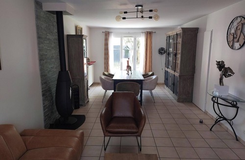 Villepreux House | House near Paris Montparnasse