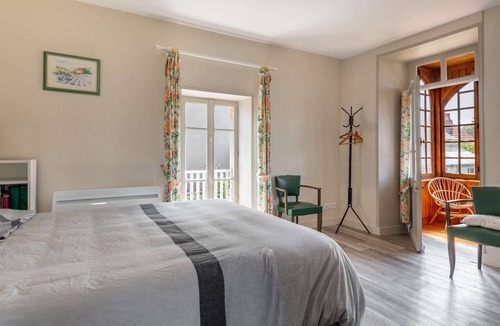 Arromanches-les-Bains House | House with nice garden - Centre ville Arromanches