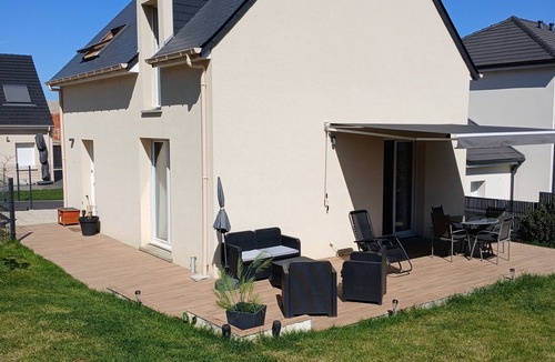 Houlgate House | House with garden and balneo Beach on foot