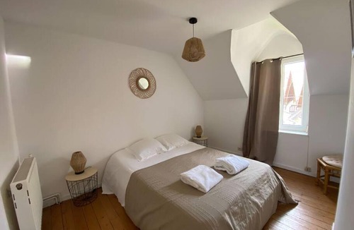 Ouistreham House | House With Garden In The Centre And Near Beach