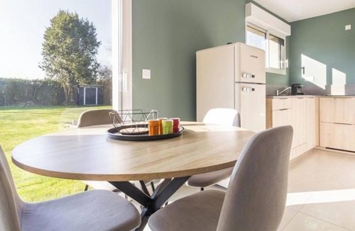 Saint-Pierre-Eglise Cottage | House with private parking - 3 guests
