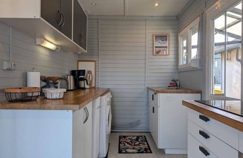Quineville Cottage | House with sea view, pets welcome - 4 guests