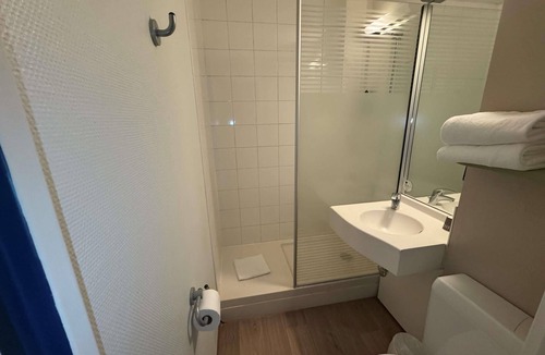 Saint-Etienne-du-Rouvray Hotel | ibis budget Rouen Sud Zenith