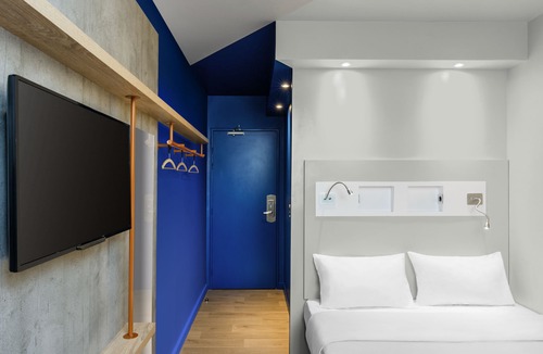 Clichy Hotel | ibis budget Paris Clichy Mairie