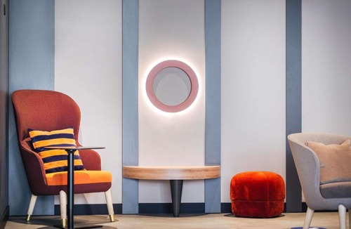 Miroir - Batignolles Hotel | ibis Styles Le Mans Gare Sud