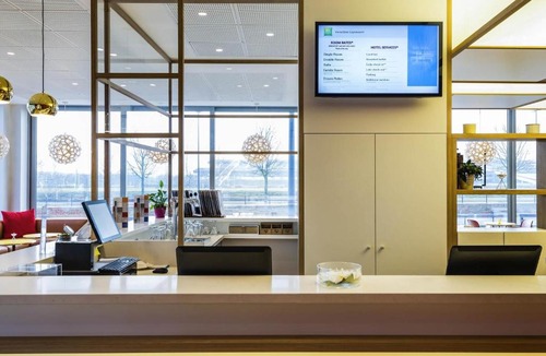 Guyancourt Hotel | ibis Styles Versailles Guyancourt