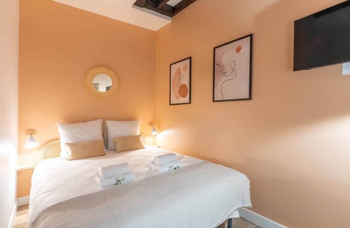 Porte-Saint-Martin Apartment | Ideal and cozy 2BD in Saint-Martin