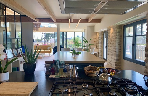 Larmor-Baden House | Ideal location, calm, comfort and access to Nivarh beach and private pool