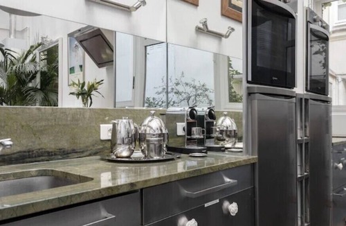 Les Iles Apartment | Ile Saint Louis : Best Paris Location, a Fabulous Place