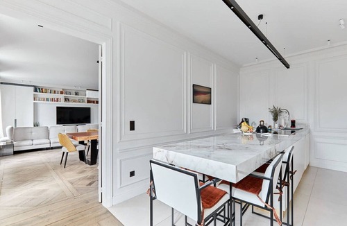 17th Arrondissement Apartment | Incredible Apartment Etoile Porte Maillot