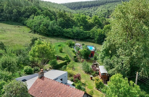 La Lande-de-Goult Cottage | Independent house with Nordic spa, shared pool and garden