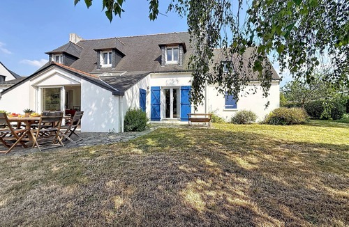 Locmariaquer House | Kerhelle by Interhome