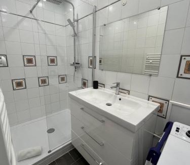 Quartier du chateau Apartment | Khan YourHostHelper