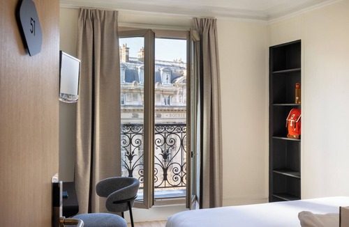 Porte-Saint-Martin Hotel | Korner République