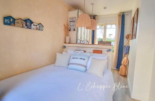 Saint-Brevin-les-Pins House | L'Échappée Bleue, maison à 200m de la mer pour vacances et travail