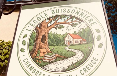 La Celle-Dunoise Bed & Breakfast | L'école buissonnière chambres et table d'hôtes