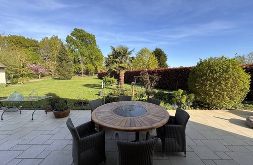 Ruaudin House | L'Acanthe - Campagne - Circuit - Rêve au Mans