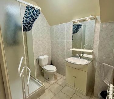 Saint-Come-de-Fresne Apartment | L'Agapanthe, avec accès piscine et salle de sport