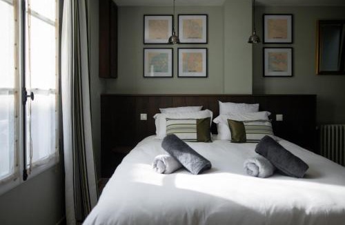 Chartres Apartment | L'Amiral-LeParticulier Collection