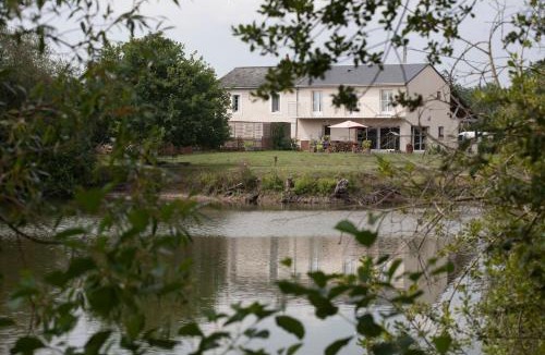 Chahaignes Bed & Breakfast | L'Autourserie