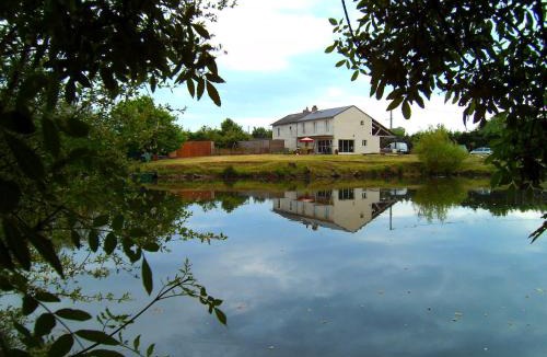 Chahaignes Bed & Breakfast | L'Autourserie