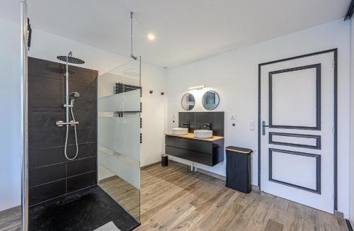 Theix-Noyalo House | L'Envolée de Charme - Maison à 10m de Vannes