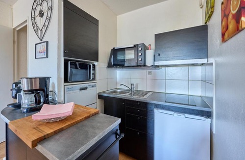 Courseulles-sur-Mer Apartment | L'Escale du Cap Horn - Appt 4p à 1km de la mer